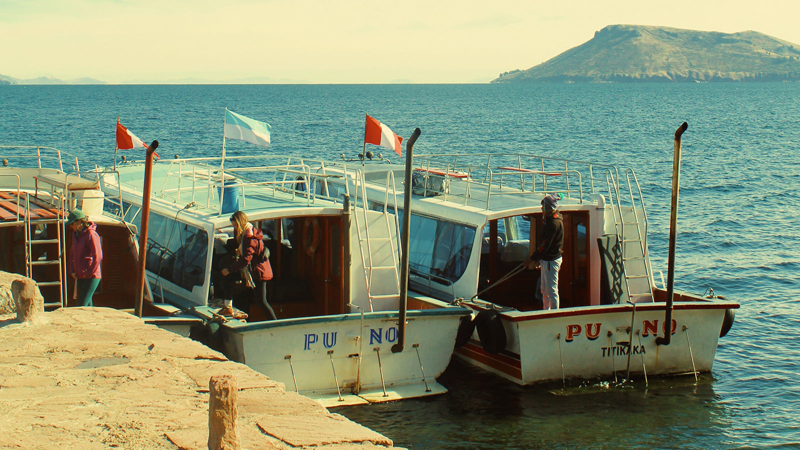 Qénido Viajes: Islas Flotantes de Amantaní y Taquile