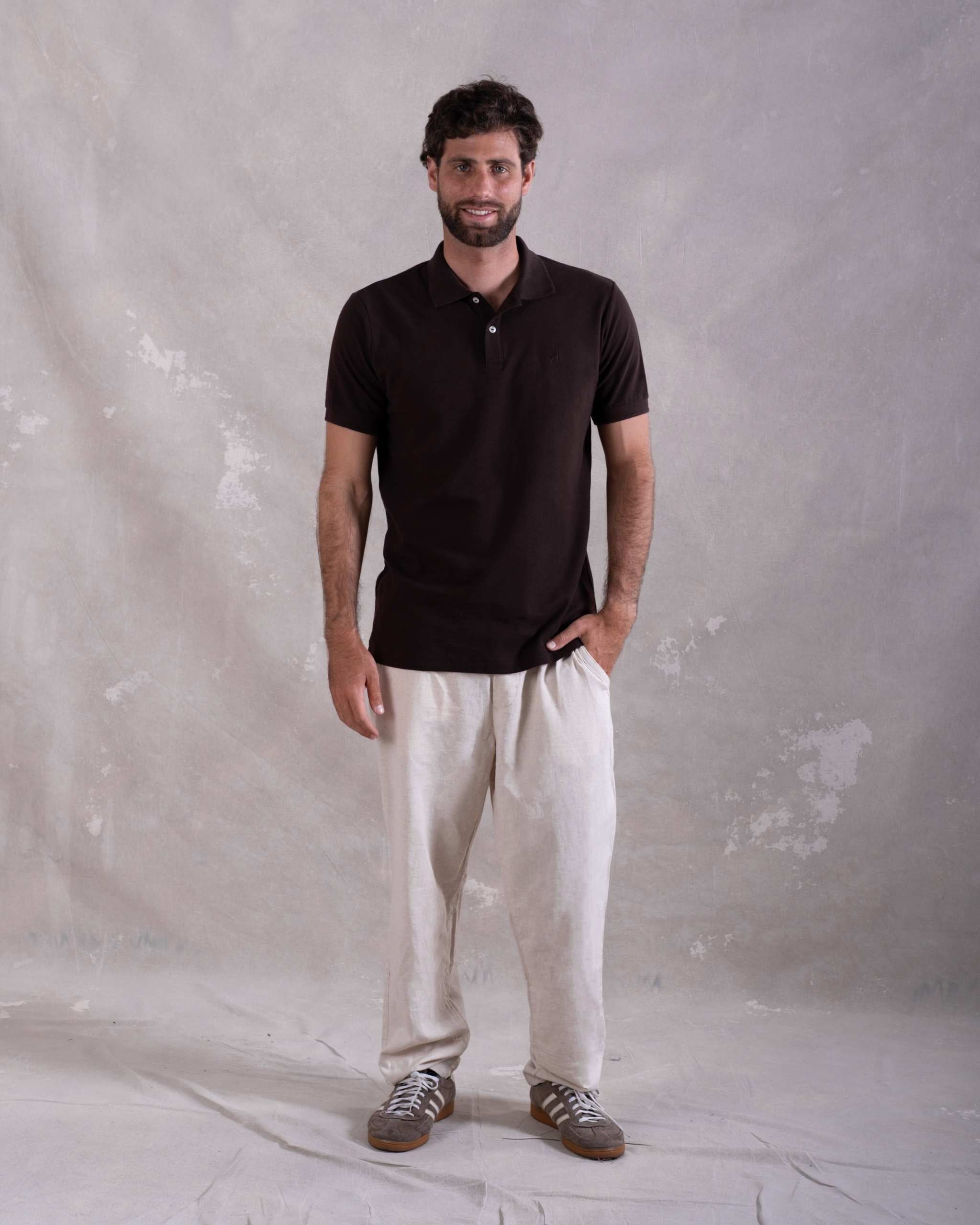 Polo Piqué Clásico Café