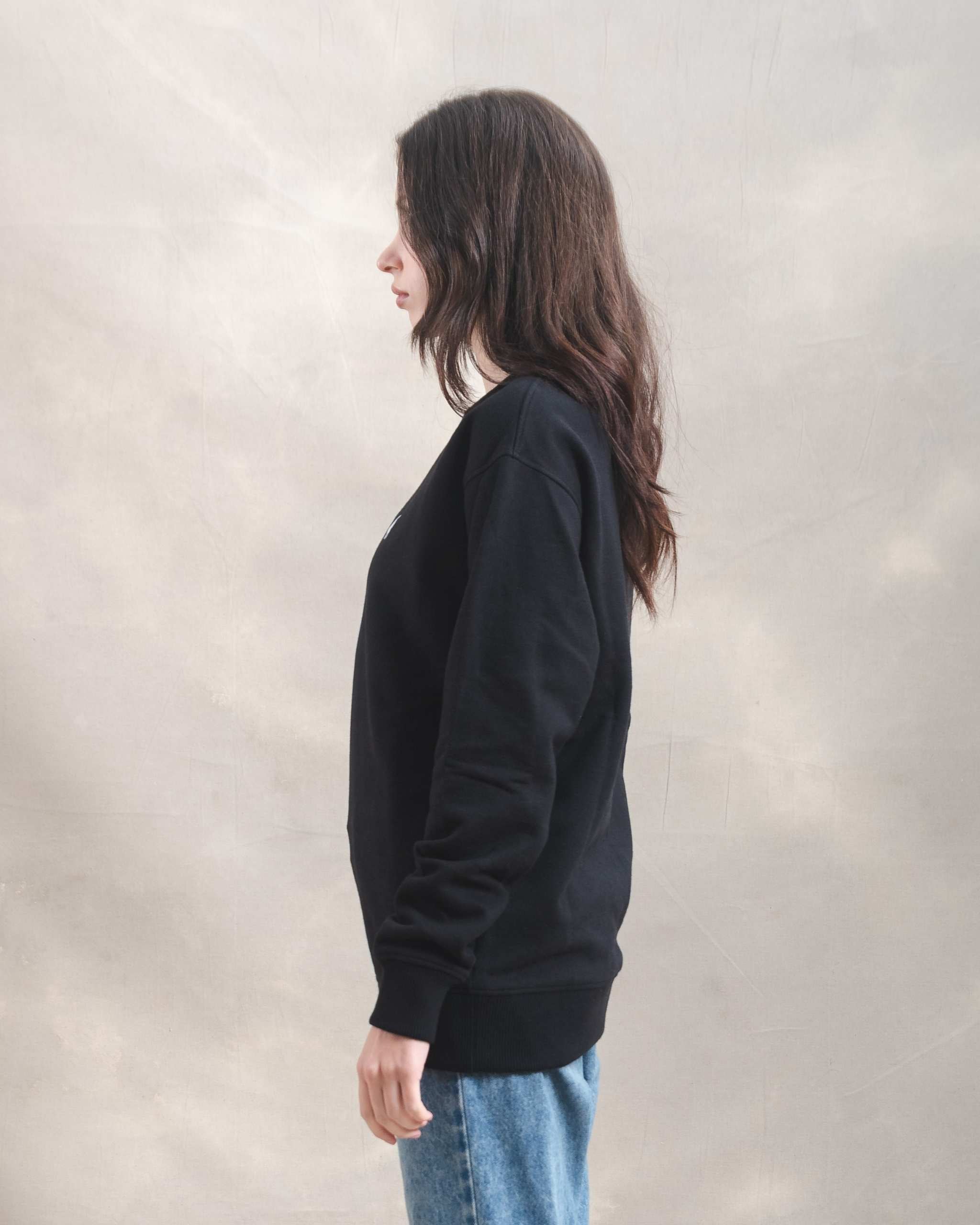 Polera Crewneck Oversize Negra