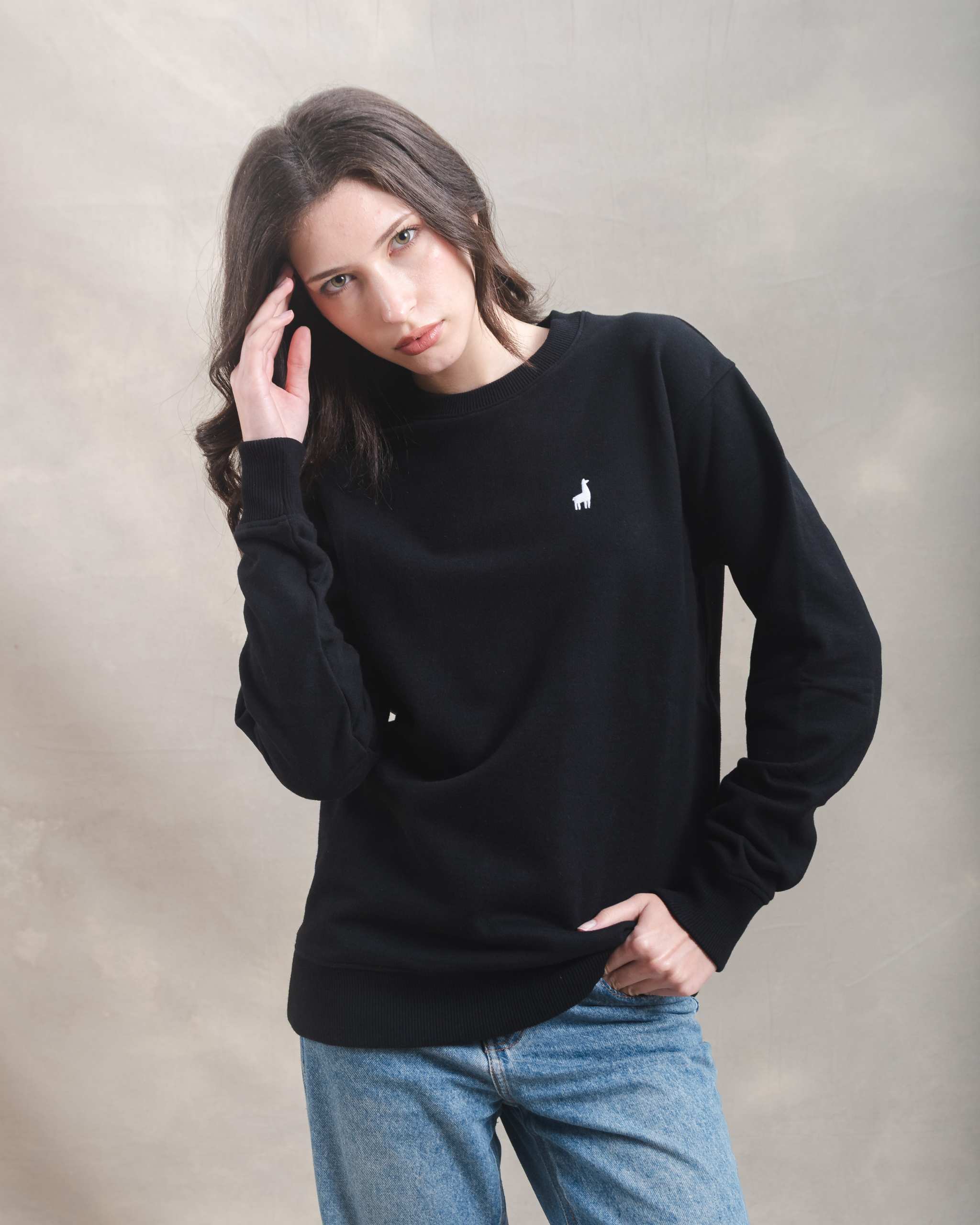 Polera Crewneck Oversize Negra
